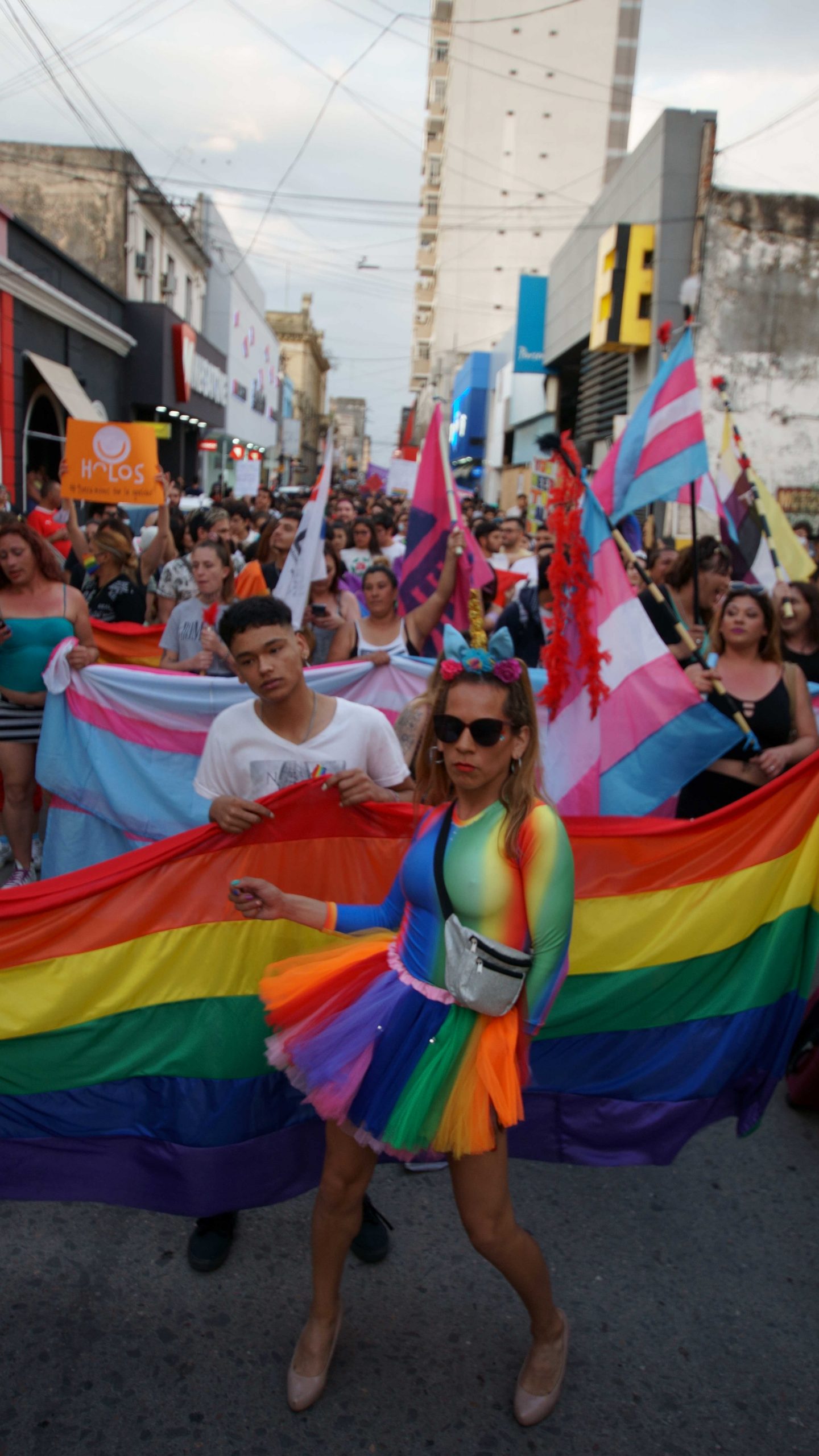 10 Marcha de la diversidad en Río Cuarto - La luna con gatillo