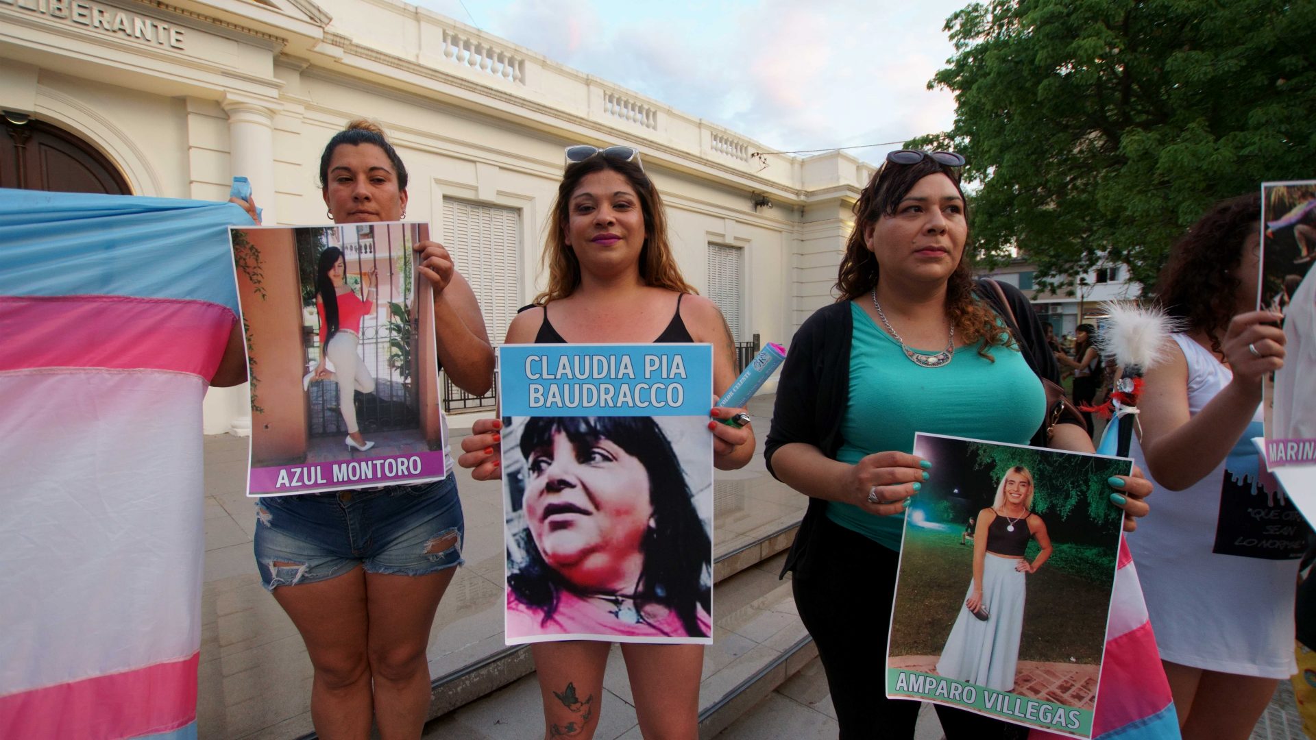 10 Marcha de la diversidad en Río Cuarto - La luna con gatillo
