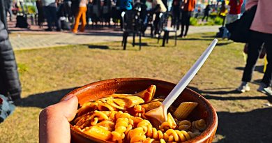 La política tiene hambre